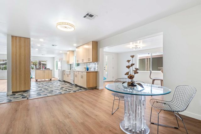 117 Aliso Drive, Palm Springs, CA 92264