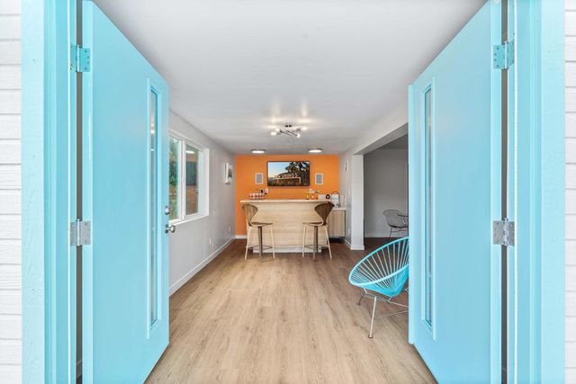 117 Aliso Drive, Palm Springs, CA 92264