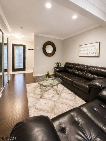 17 Ridge Rd, Edison Twp., NJ 08817