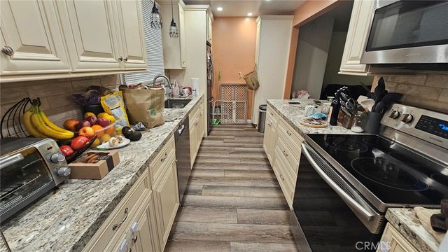 136 S Marcile Avenue, Glendora, CA 91741