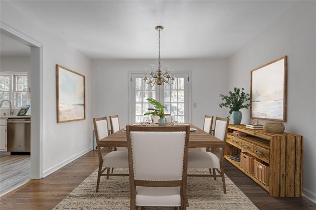 126 Bayville Avenue, Bayville, NY 11709