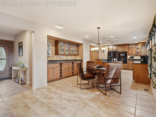 1744 WALNUT RIDGE Circle, Canton Charter Township, MI 48187