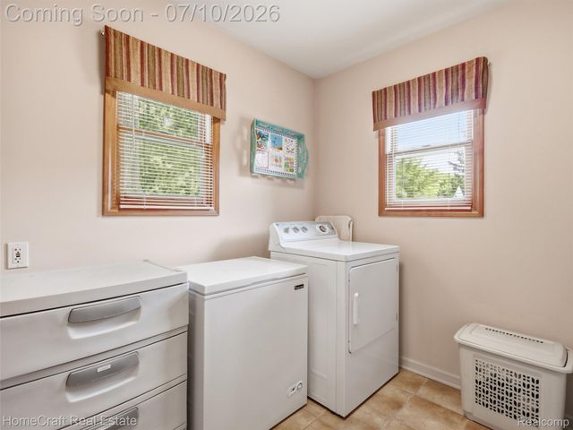 1744 WALNUT RIDGE Circle, Canton Charter Township, MI 48187