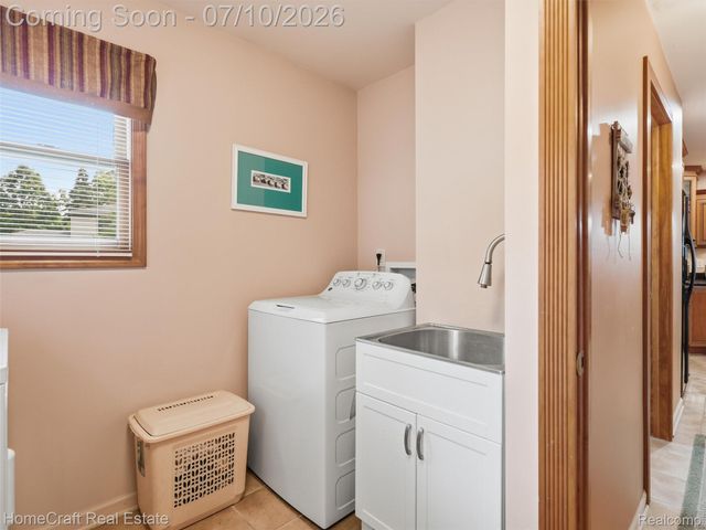 1744 WALNUT RIDGE Circle, Canton Charter Township, MI 48187