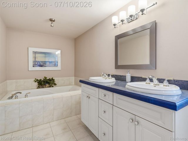 1744 WALNUT RIDGE Circle, Canton Charter Township, MI 48187