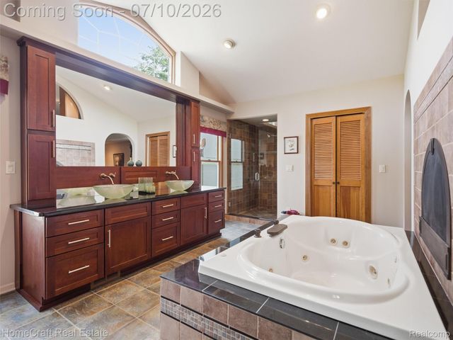 1744 WALNUT RIDGE Circle, Canton Charter Township, MI 48187