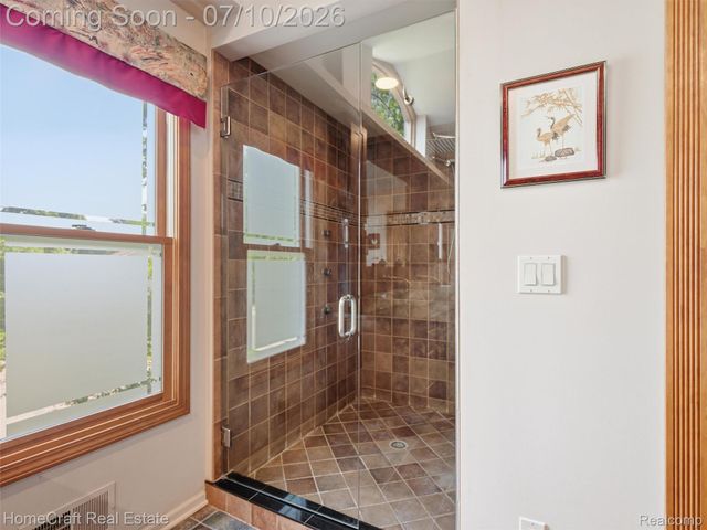 1744 WALNUT RIDGE Circle, Canton Charter Township, MI 48187
