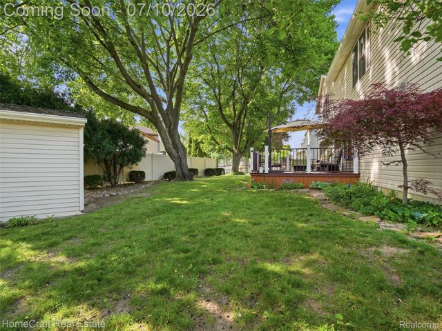 1744 WALNUT RIDGE Circle, Canton Charter Township, MI 48187