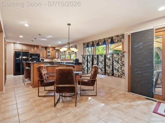 1744 WALNUT RIDGE Circle, Canton Charter Township, MI 48187