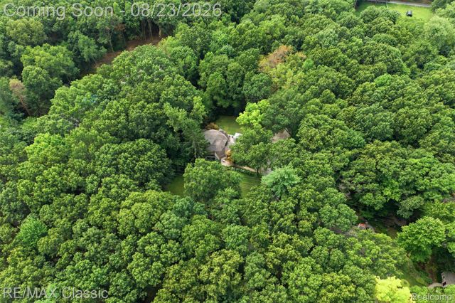 5109 Harvey Lake Road, Highland Charter Township, MI 48356