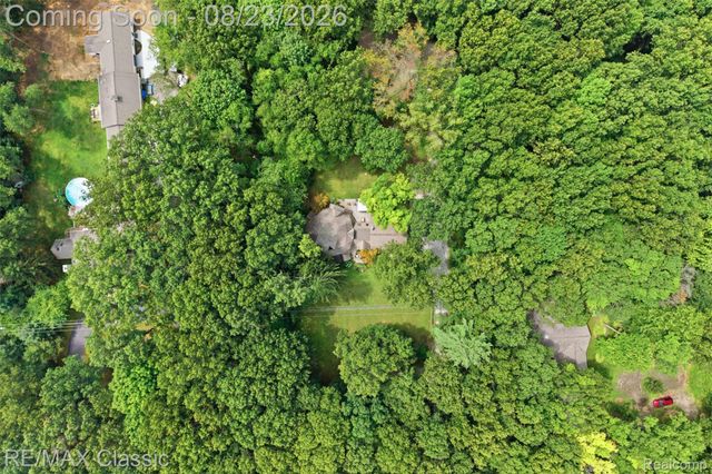 5109 Harvey Lake Road, Highland Charter Township, MI 48356