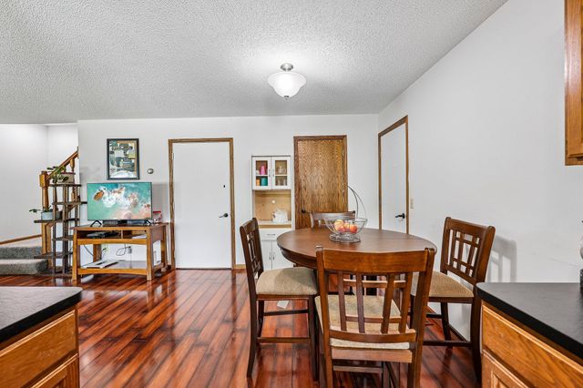 8420 S Pond Trail, Champlin, MN 55316