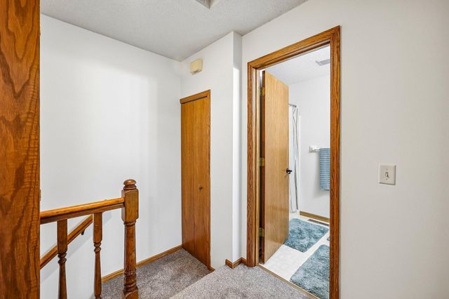 8420 S Pond Trail, Champlin, MN 55316
