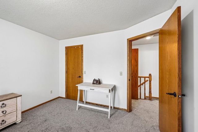 8420 S Pond Trail, Champlin, MN 55316