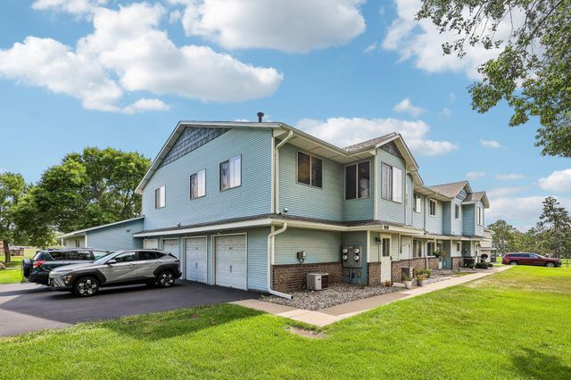 8420 S Pond Trail, Champlin, MN 55316