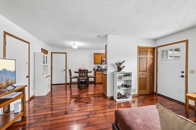 8420 S Pond Trail, Champlin, MN 55316