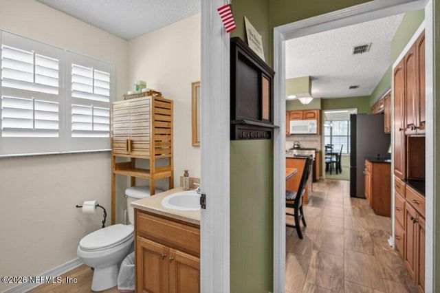 808 MAPLEWOOD Lane, Orange Park, FL 32065