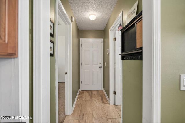 808 MAPLEWOOD Lane, Orange Park, FL 32065