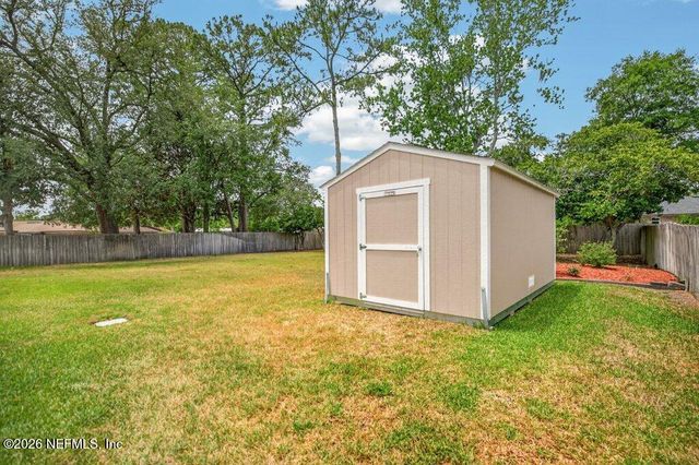 808 MAPLEWOOD Lane, Orange Park, FL 32065