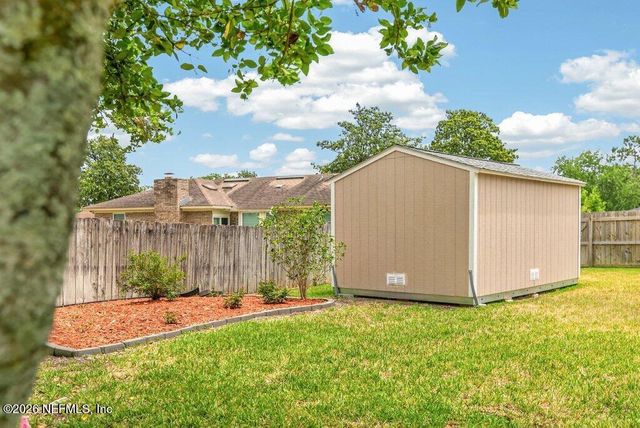 808 MAPLEWOOD Lane, Orange Park, FL 32065