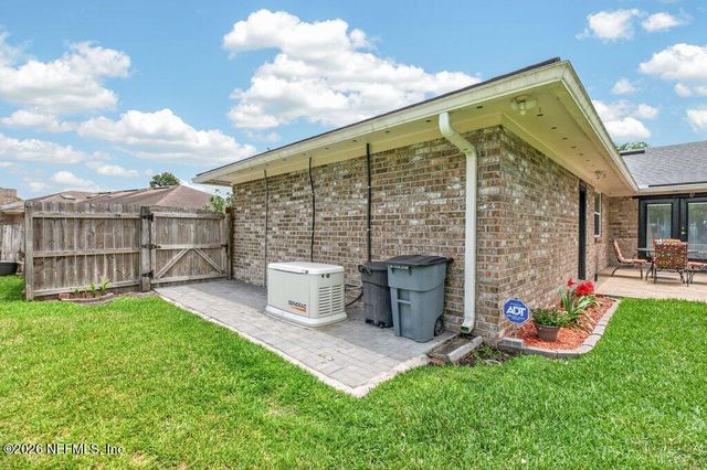 808 MAPLEWOOD Lane, Orange Park, FL 32065