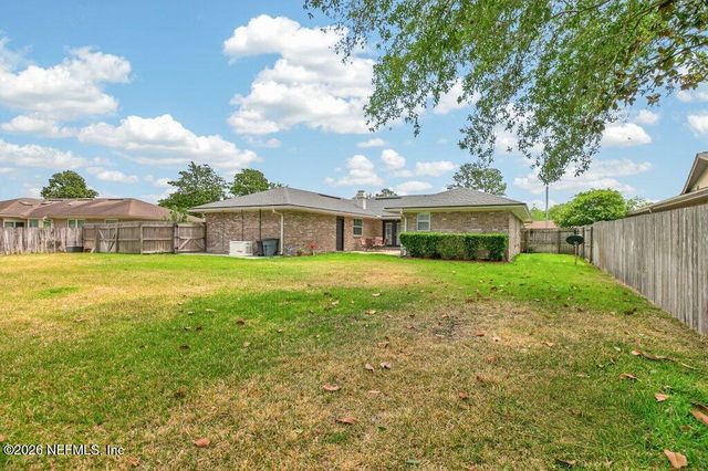 808 MAPLEWOOD Lane, Orange Park, FL 32065