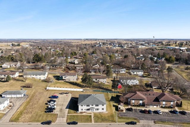 505 Alan Drive, Mount Horeb, WI 53572