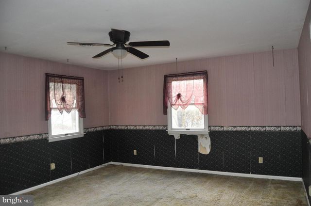 155 STENCE LN, Millersburg, PA 17061