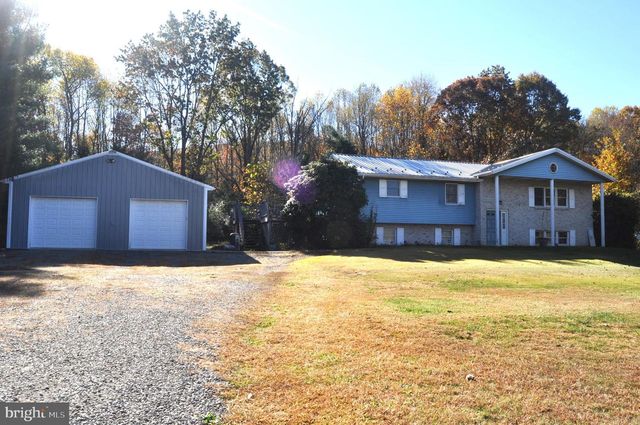 155 STENCE LN, Millersburg, PA 17061