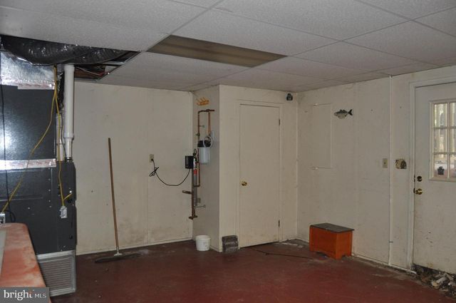 155 STENCE LN, Millersburg, PA 17061