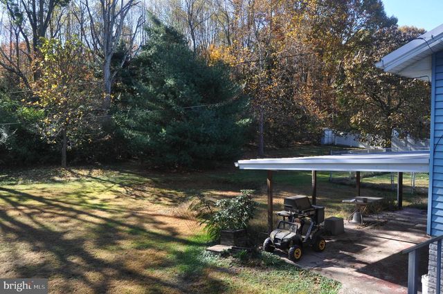 155 STENCE LN, Millersburg, PA 17061