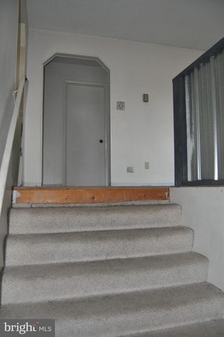 155 STENCE LN, Millersburg, PA 17061