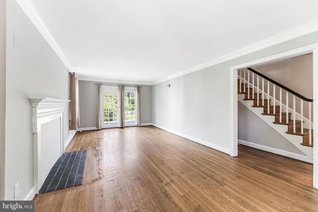 2219 MILITARY RD, Arlington, VA 22207