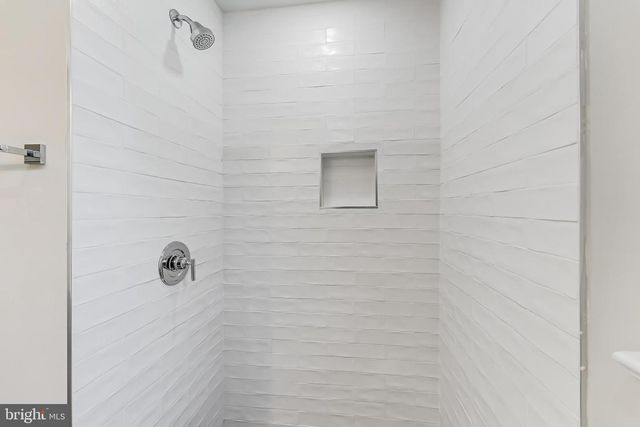 2219 MILITARY RD, Arlington, VA 22207