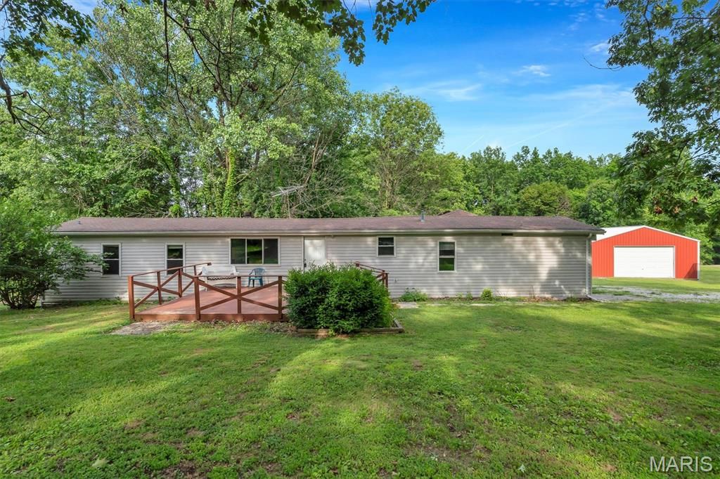 335 Burr Oak Road, Foley, MO 63347