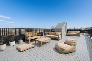 104 Poplar St 2, Jersey City, NJ 07307