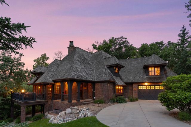 1610 Locust Hills Place, Wayzata, MN 55391