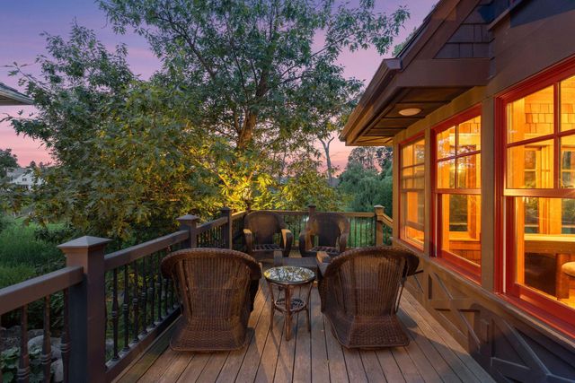 1610 Locust Hills Place, Wayzata, MN 55391