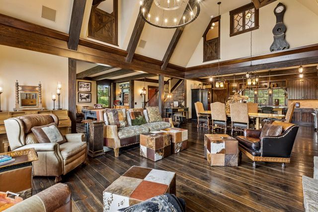 1610 Locust Hills Place, Wayzata, MN 55391