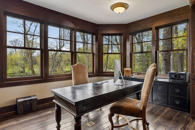 1610 Locust Hills Place, Wayzata, MN 55391
