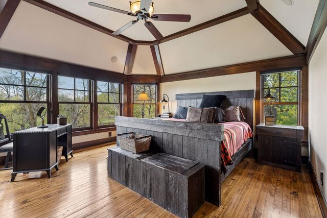 1610 Locust Hills Place, Wayzata, MN 55391