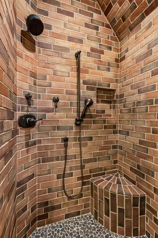 1610 Locust Hills Place, Wayzata, MN 55391