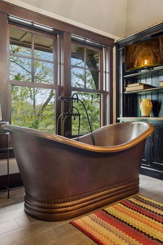 1610 Locust Hills Place, Wayzata, MN 55391