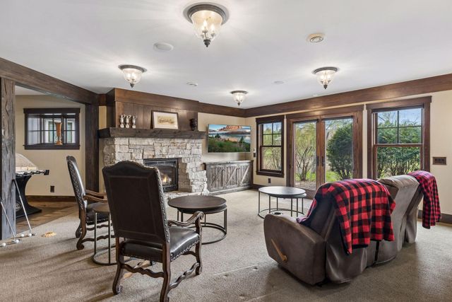 1610 Locust Hills Place, Wayzata, MN 55391
