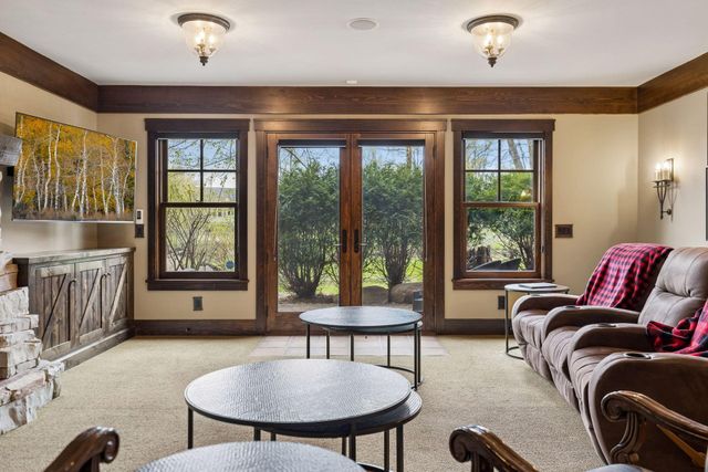 1610 Locust Hills Place, Wayzata, MN 55391