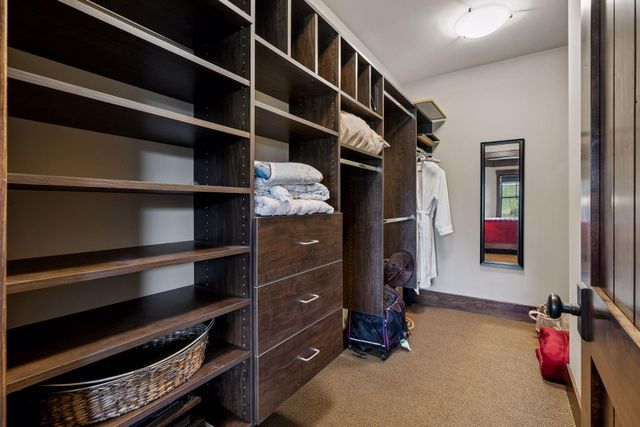 1610 Locust Hills Place, Wayzata, MN 55391