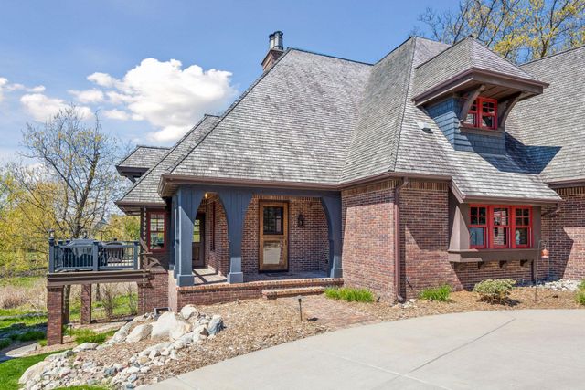1610 Locust Hills Place, Wayzata, MN 55391