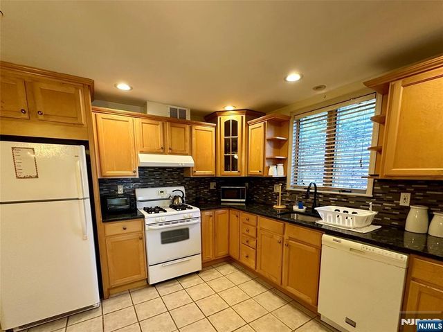 102 Keasler Avenue, Lodi, NJ 07644