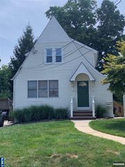 102 Keasler Avenue, Lodi, NJ 07644