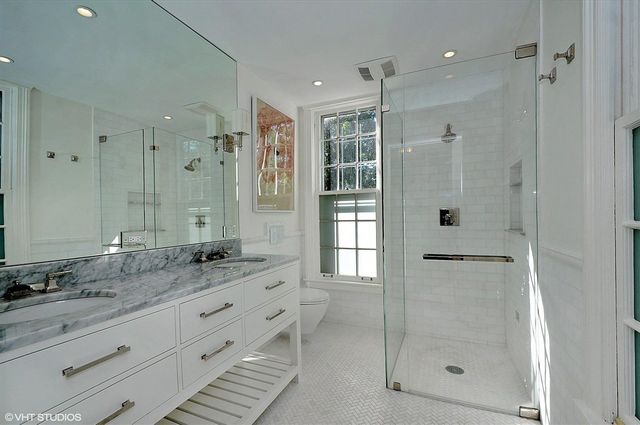 62 Woodley Road, Winnetka, IL 60093